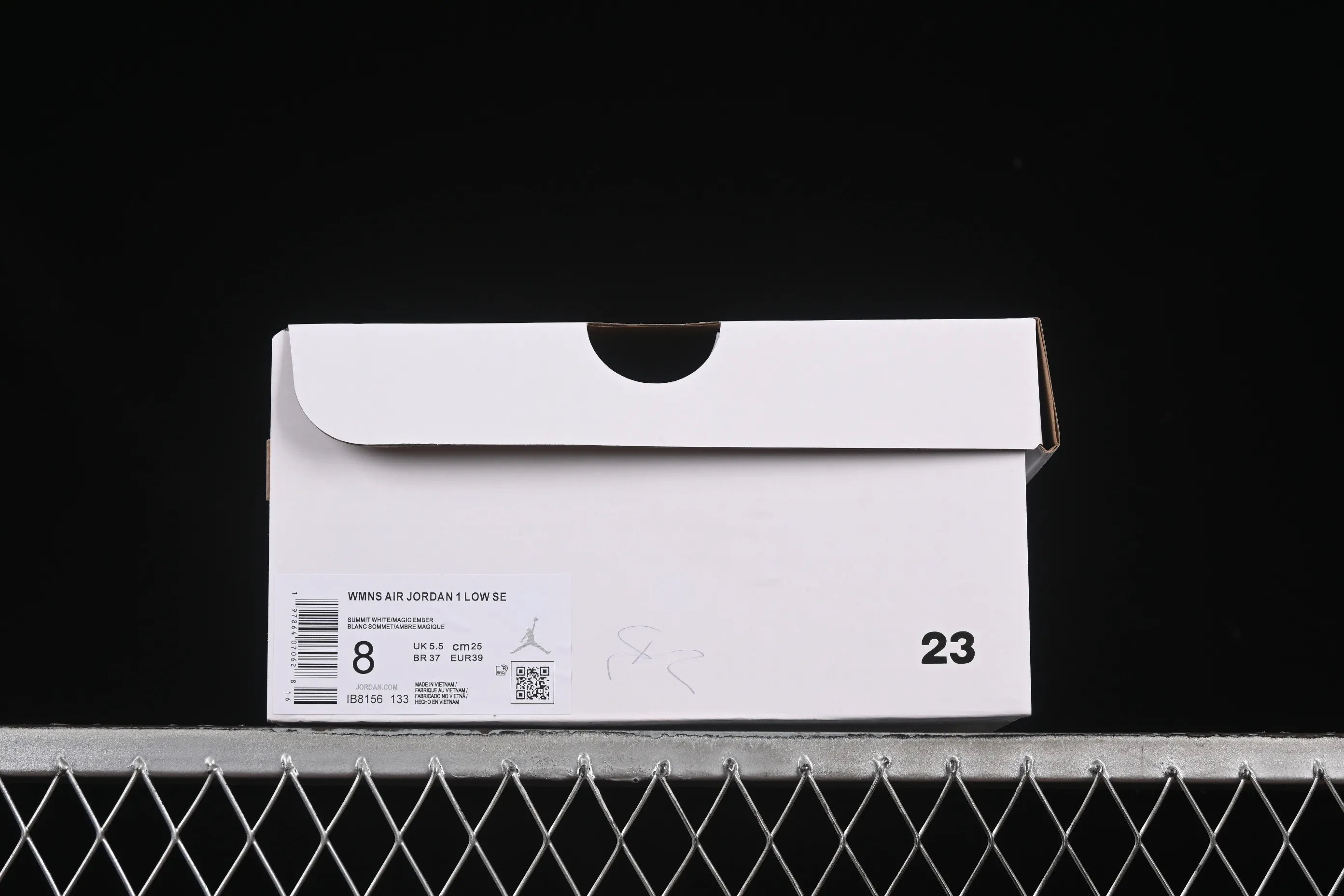 All categories Air Jordan Jordan series basketball shoes Air Jordan 1 Low Air Jordan 1 Low AJ1 Joe 1 white and pink low-top cultural and leisure sports sneakers IB8156-133